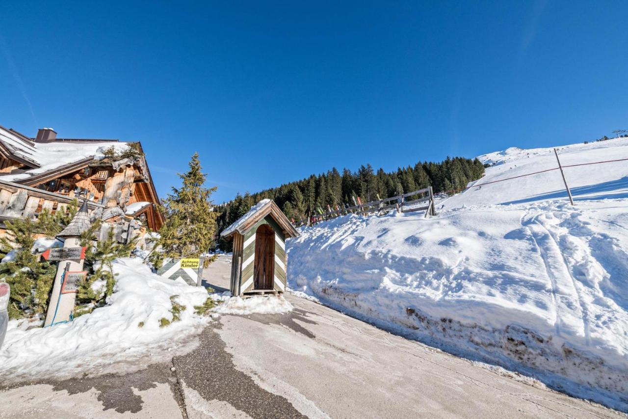 Hochfuegenblick-Ski- Und Wanderhuette Екстериор снимка